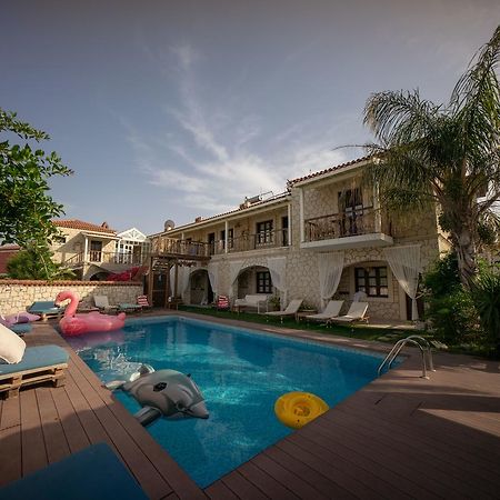 Nobela Hotel Alacatı Bagian luar foto