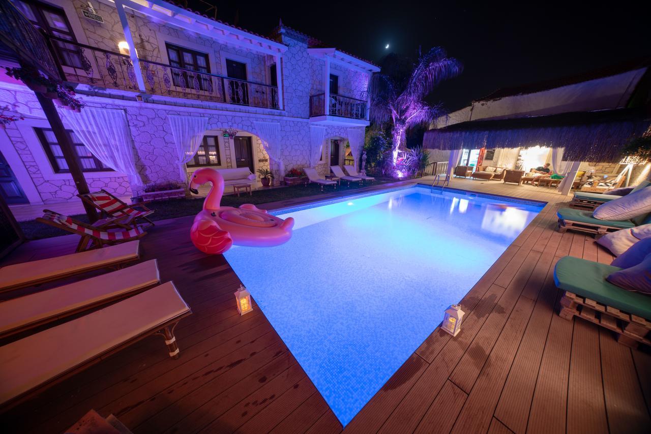 Nobela Hotel Alacatı Bagian luar foto