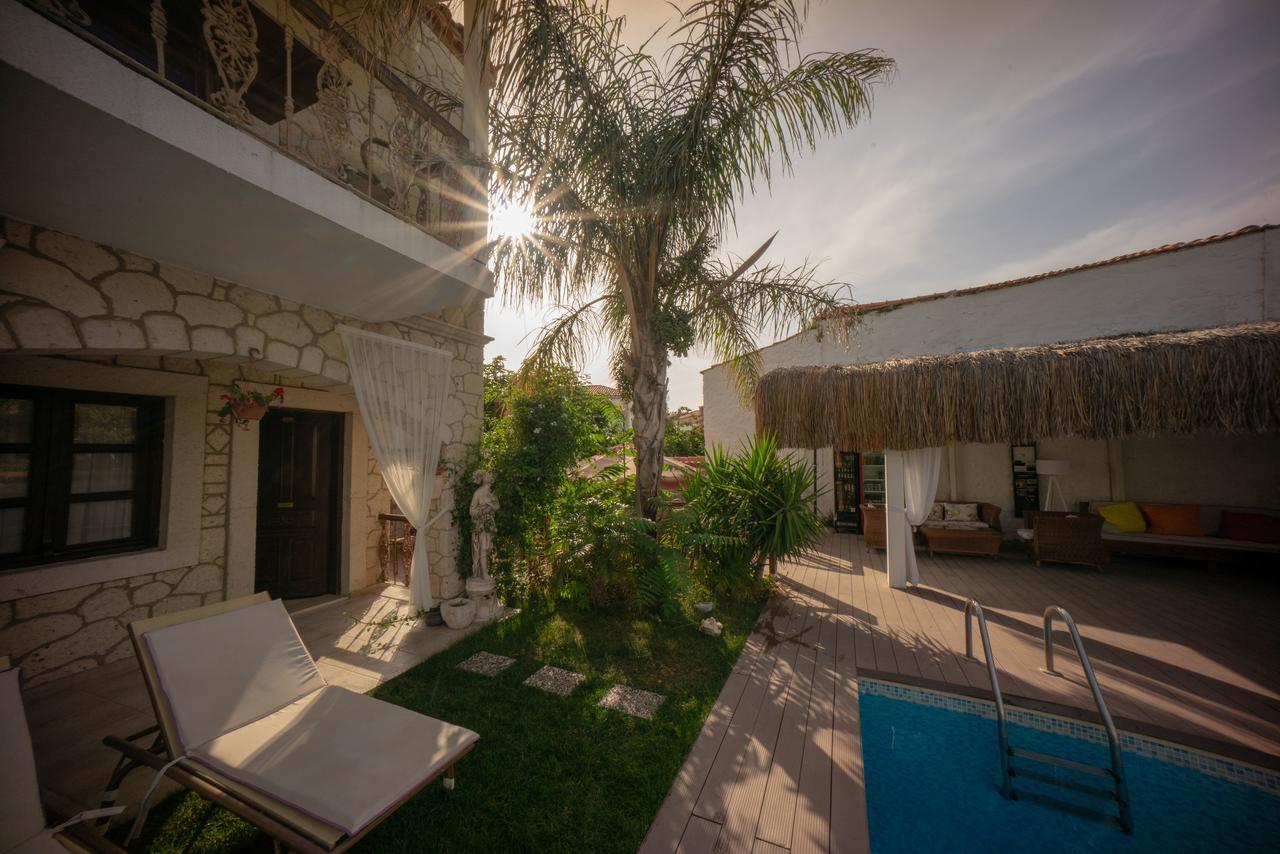 Nobela Hotel Alacatı Bagian luar foto
