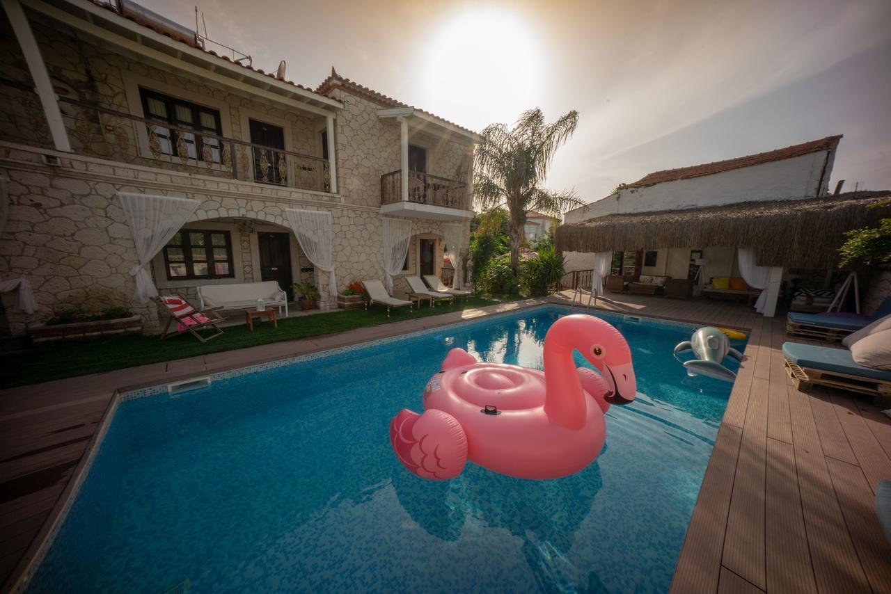 Nobela Hotel Alacatı Bagian luar foto
