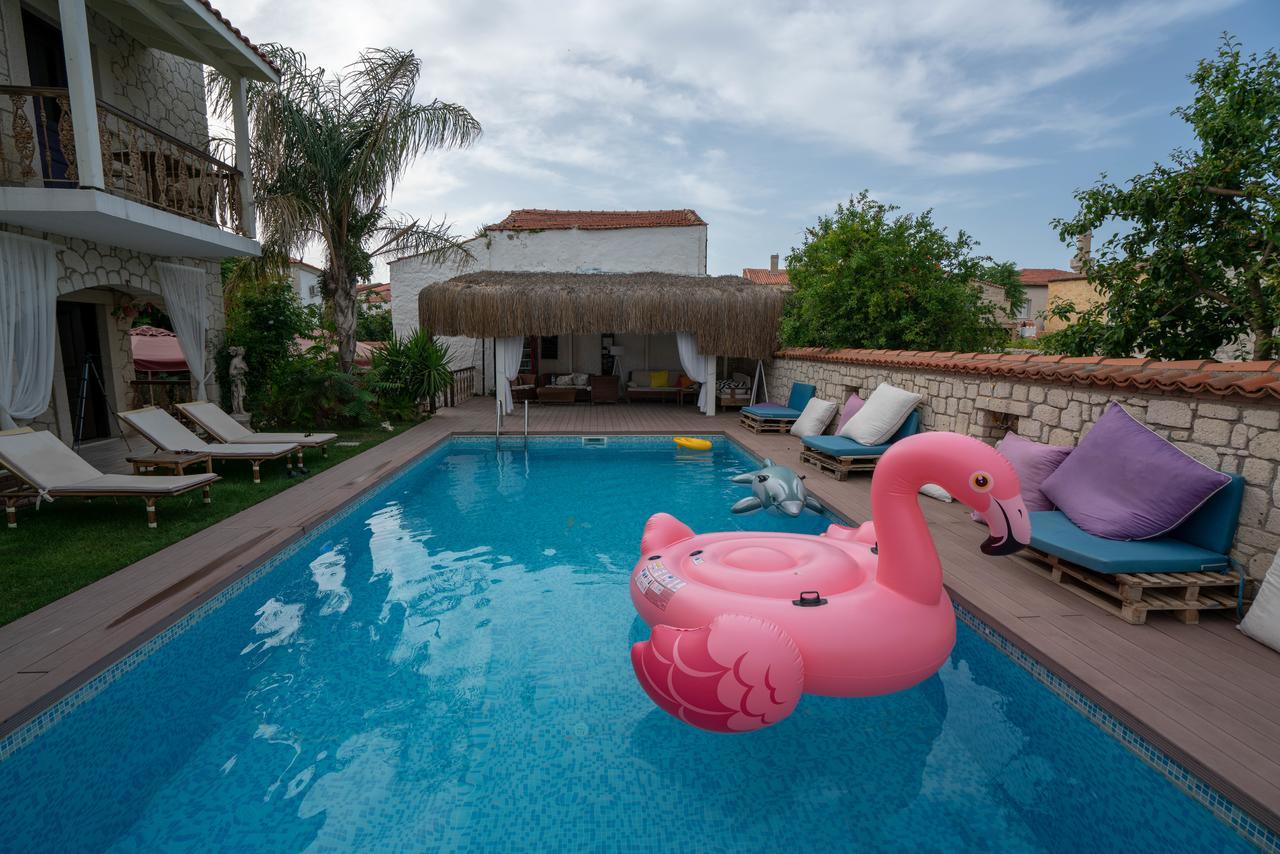 Nobela Hotel Alacatı Bagian luar foto