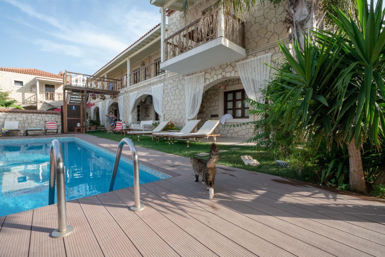 Nobela Hotel Alacatı Bagian luar foto