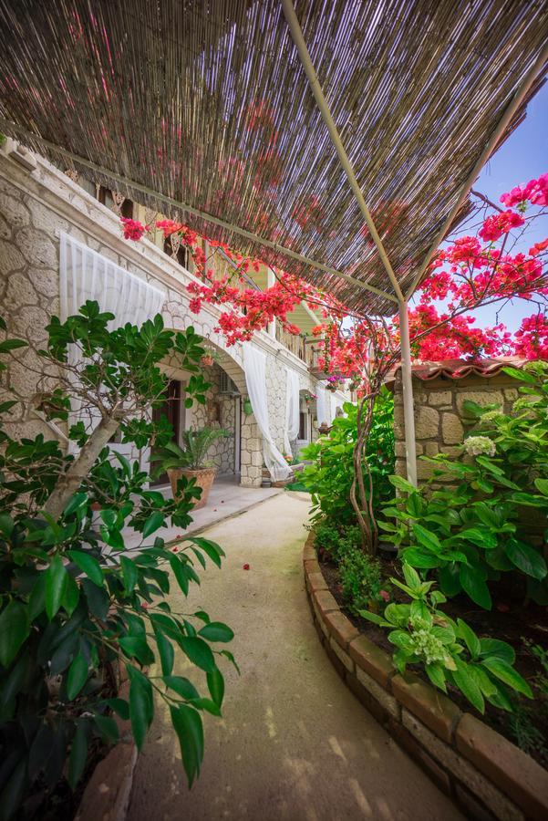 Nobela Hotel Alacatı Bagian luar foto